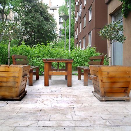 בודפשט Young Center מראה חיצוני תמונה